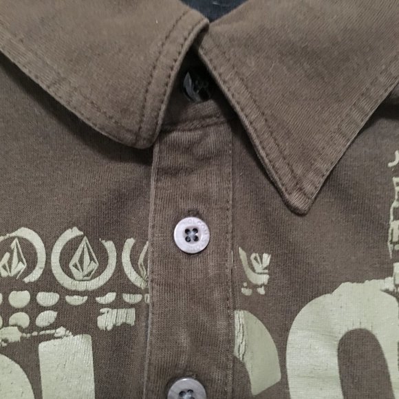 Boys Volcom collard Tshirt - Picture 4 of 8